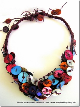 Purple and Colors Necklace, tantissimo colore, fili e madreperla per una collana
