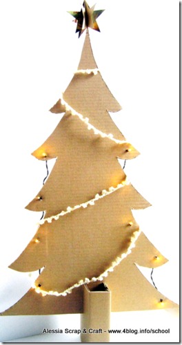 Lavoretti di Natale: l’albero di cartone riciclato Eco Chic Craft Christmas