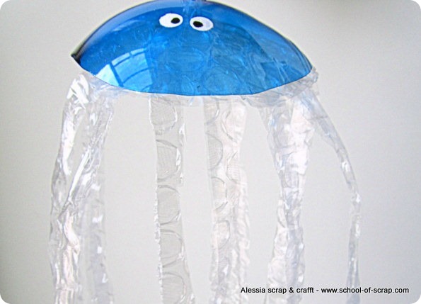 Lavoretti con i bambini: facciamo le meduse