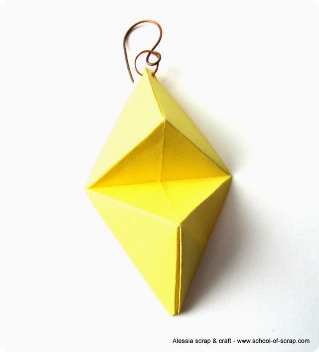Orecchini di carta con la tecnica dell’origami